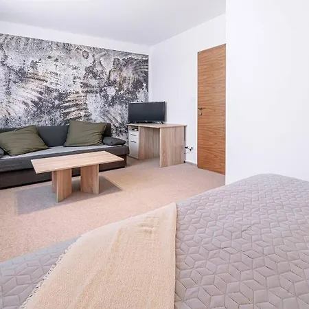 Apartmán By Pyramide: Sylvestr Bratislava